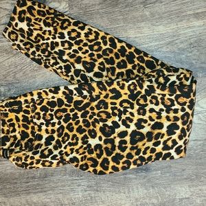 Leopard print skinny jeans